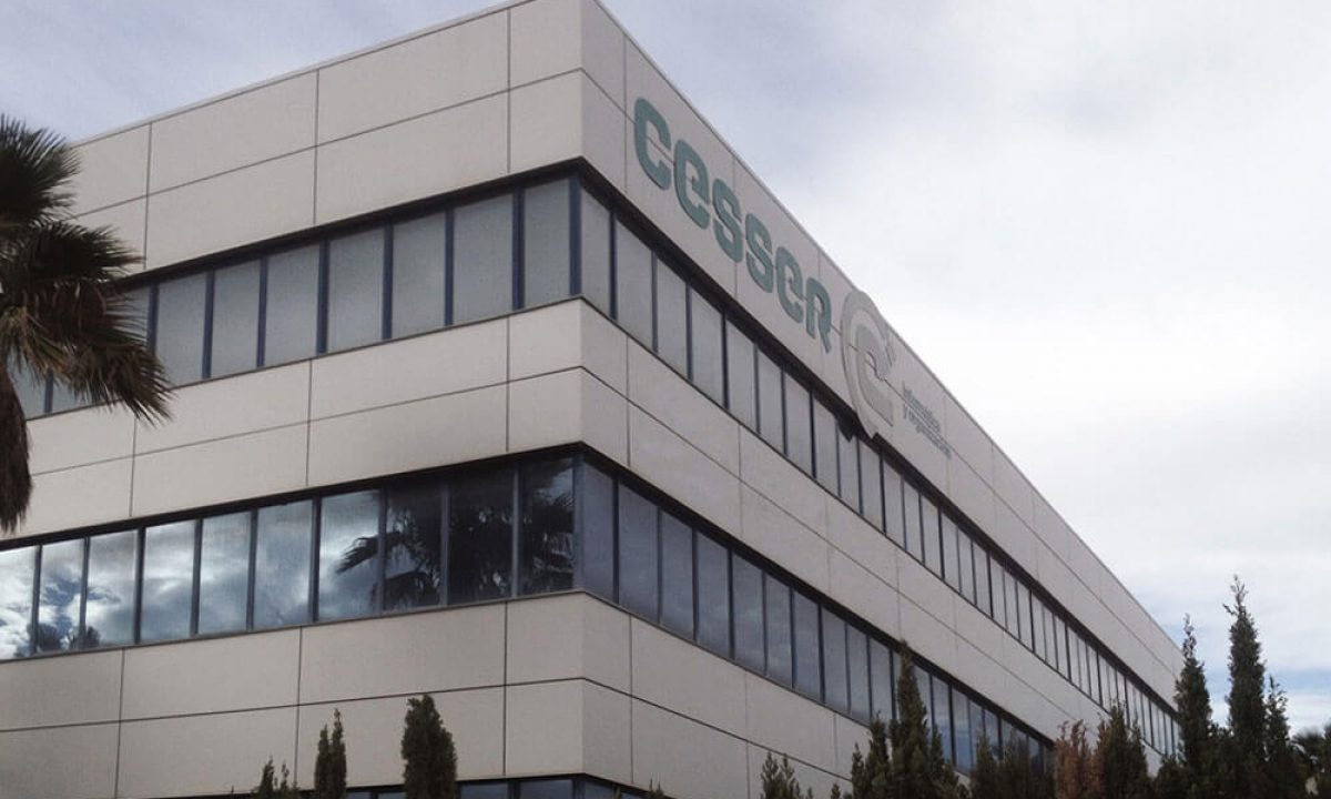 EDIFICIO DE OFICINAS Y NAVE INDUSTRIAL